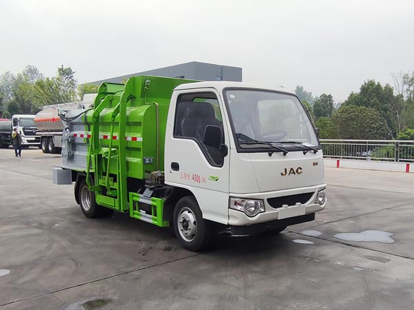 程力威牌CLW5040TCAH6型餐廚垃圾車